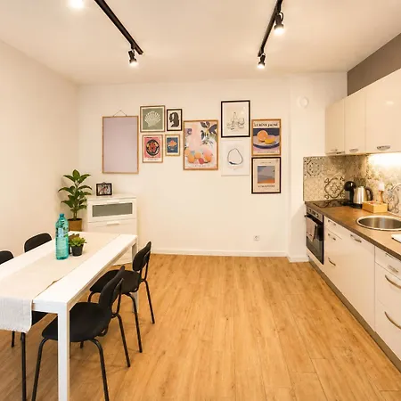 Апартамент Kalkan Downtown 2br With Large Terrace *