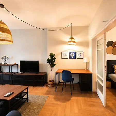 Kalkan Downtown 2br With Large Terrace Апартамент Варна